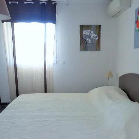 3 Chambres, Pkg, Large Terrasse, Quartier Plage דירה Sète